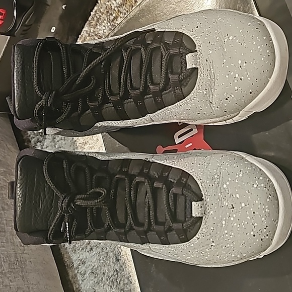 AIR JORDAN 10 RETRO SMOKE GRAY/BLACK/WHITE - Picture 2 of 11